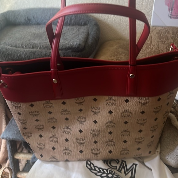 MCM Tote Bag brand new with tags. Very good size for your everyday needs - Picture 2 of 2